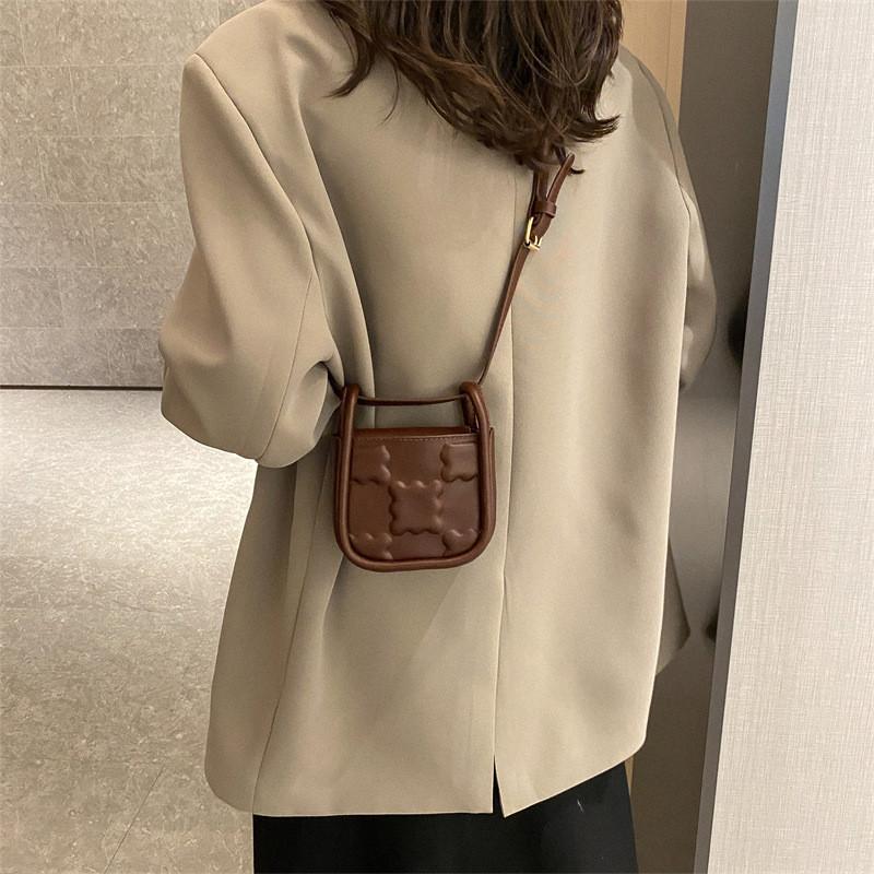 Trendy Minimalist Shoulder Bag For Women 2023 Summer Casual Commuter Crossbody Bag
