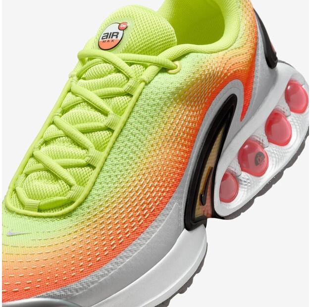 Кроссовки Nike Air Max Dn SE