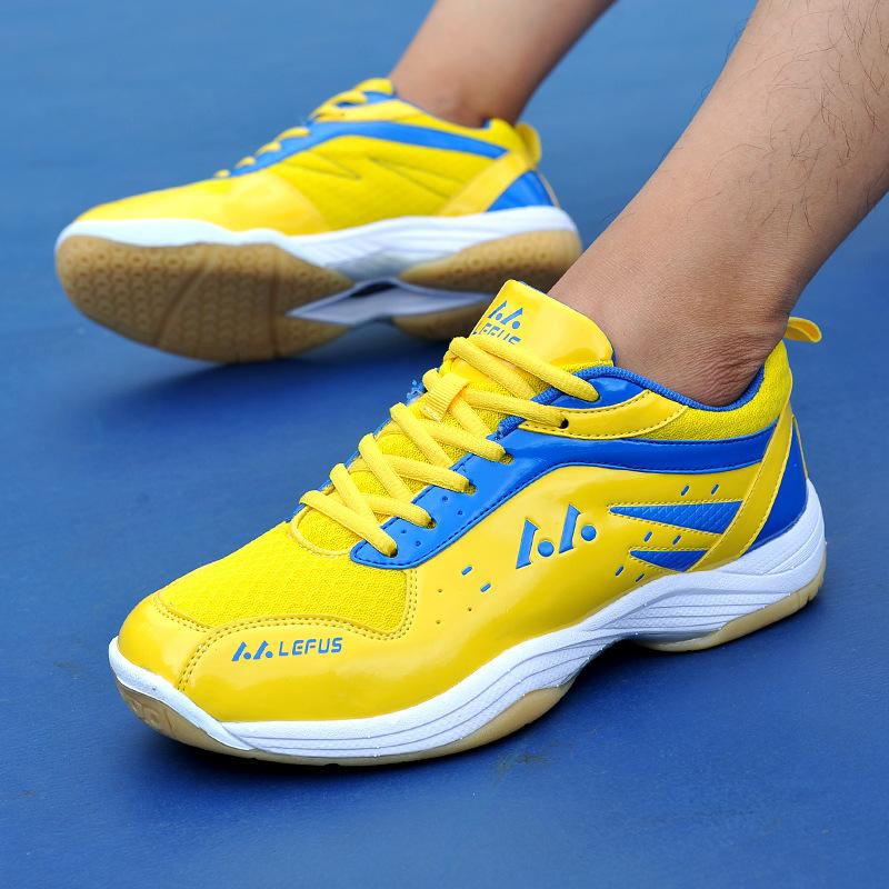 New Badminton Shoes Men Women Big Size 36-45 Professional Badminton Wears for Ladies Tennis Sneakers Light Volleyball Shoes
