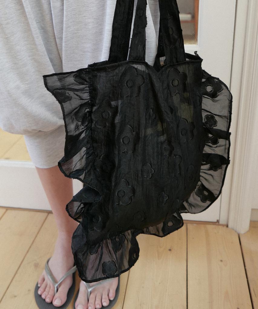 Сумка на плечо Frill Blossom_Черная