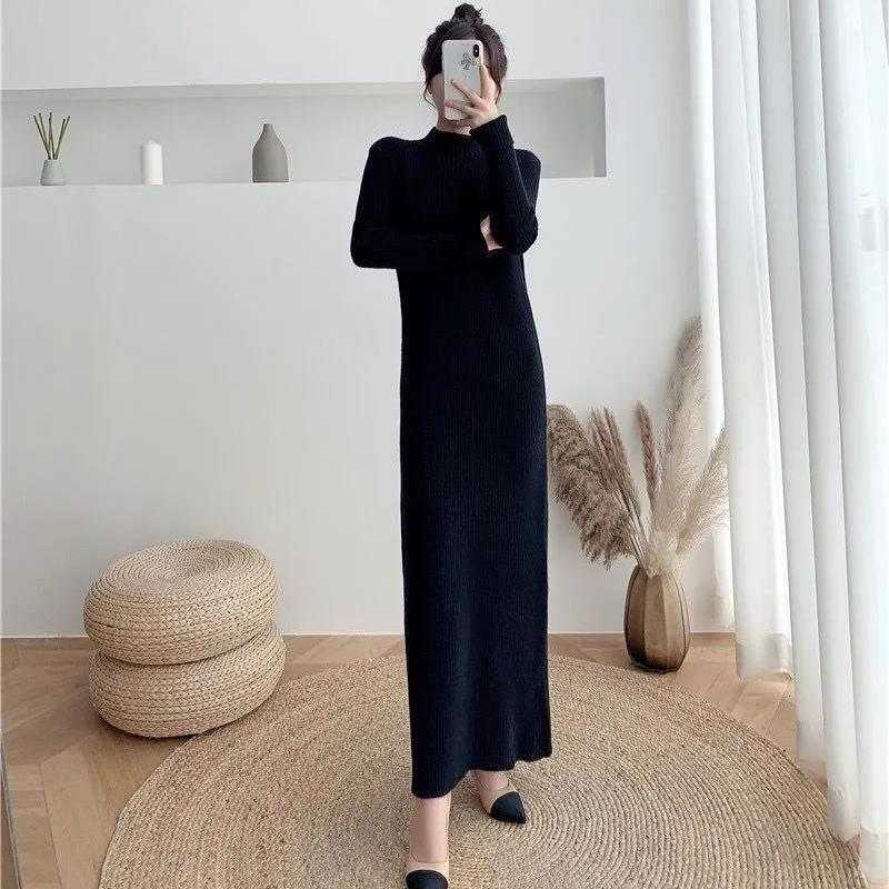 Женское платье-свитер в корейском стиле из толстой вязки с полуводолазкой 2024 года на осень/зиму