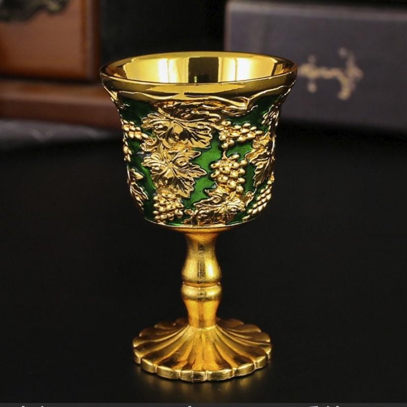 Mini Wine Glass, Multiple Colors Delicate Vintage Spirits Goblet, Alloy Portable Chalice Cup Friends Festive Decoration,1pcs