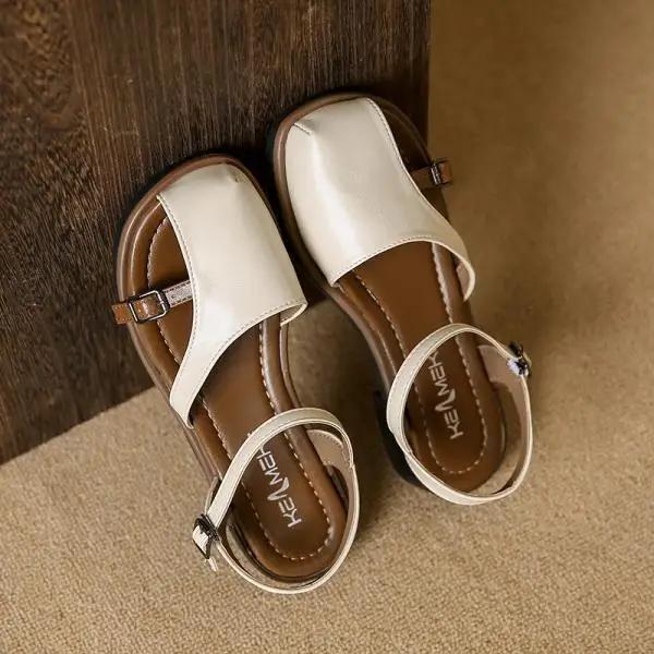 Бежевые босоножки на каблуке с ремешком на пряжке, удобная обувь для женщин, лето 2025, черные, на плоской подошве, прозрачные, низкий каблук, модные, новые, закрытые, с перфорацией, Cas