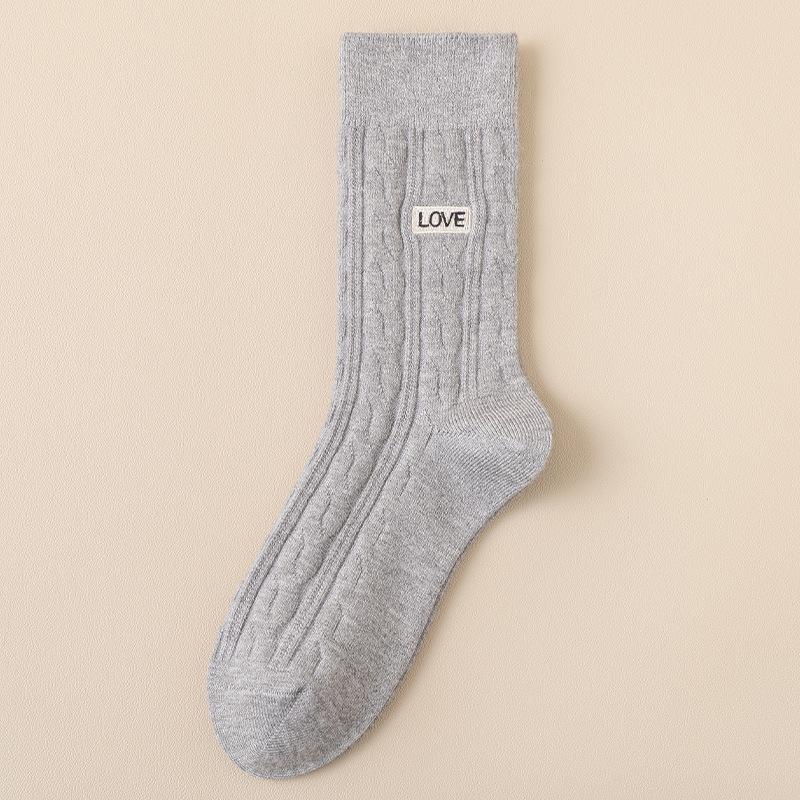 Женские вышитые носки средней длины с ворсом, универсальные удобные дышащие тонкие носки средней длины с ворсом