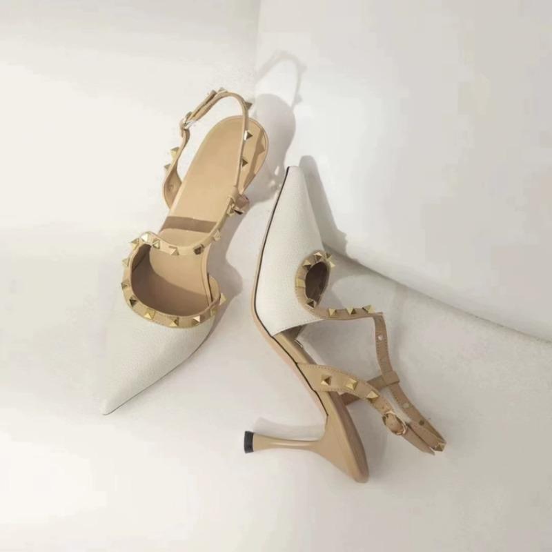 Женские босоножки, летние, новые, на высоком каблуке, с заклепками и пряжками, повседневные, темпераментные, сандалии на тонком каблуке