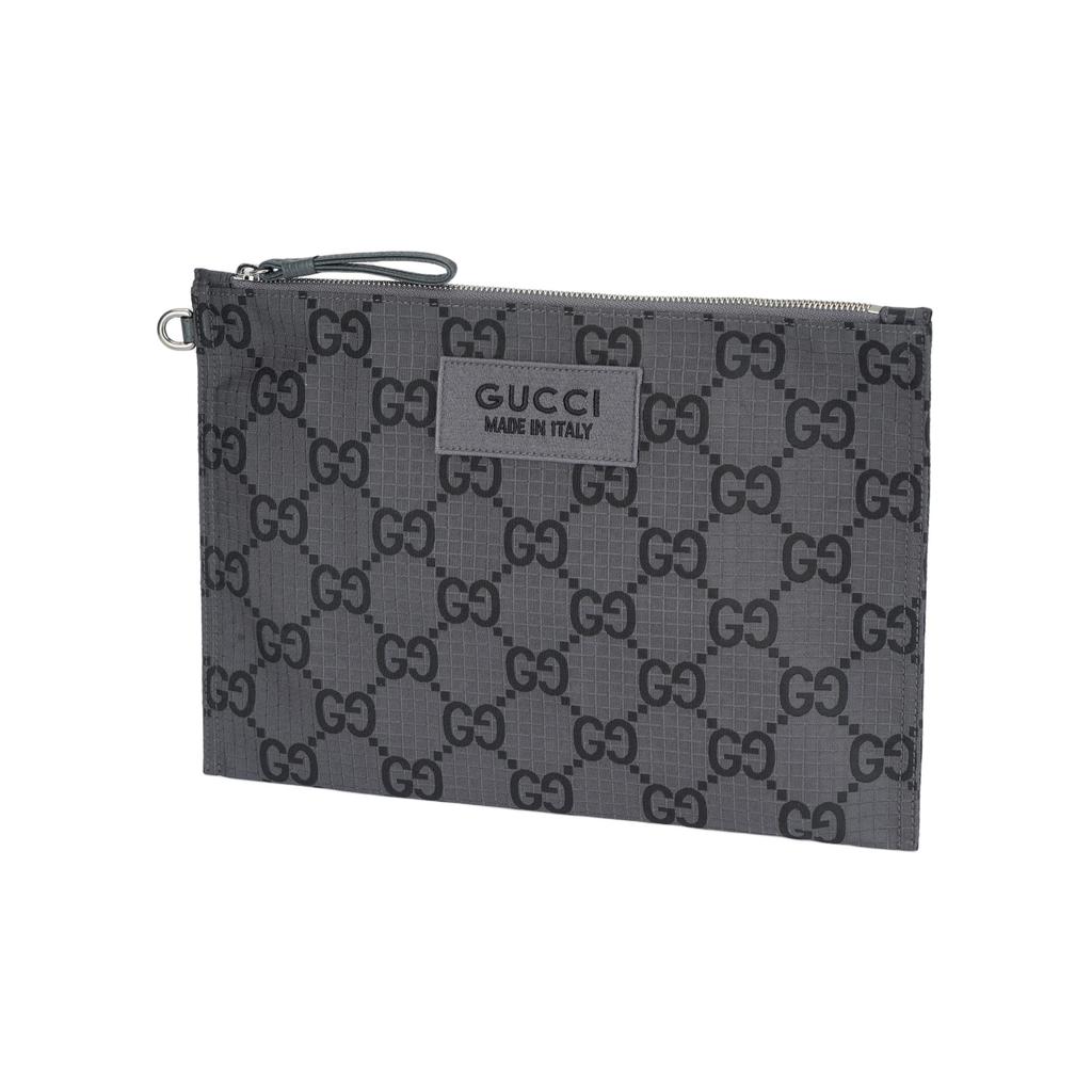 Gucci Сумка-кошелек на молнии с монограммой GG, серый канвас, кожаная отделка, с ремешком на запястье. Для повседневного использования и путешествий.