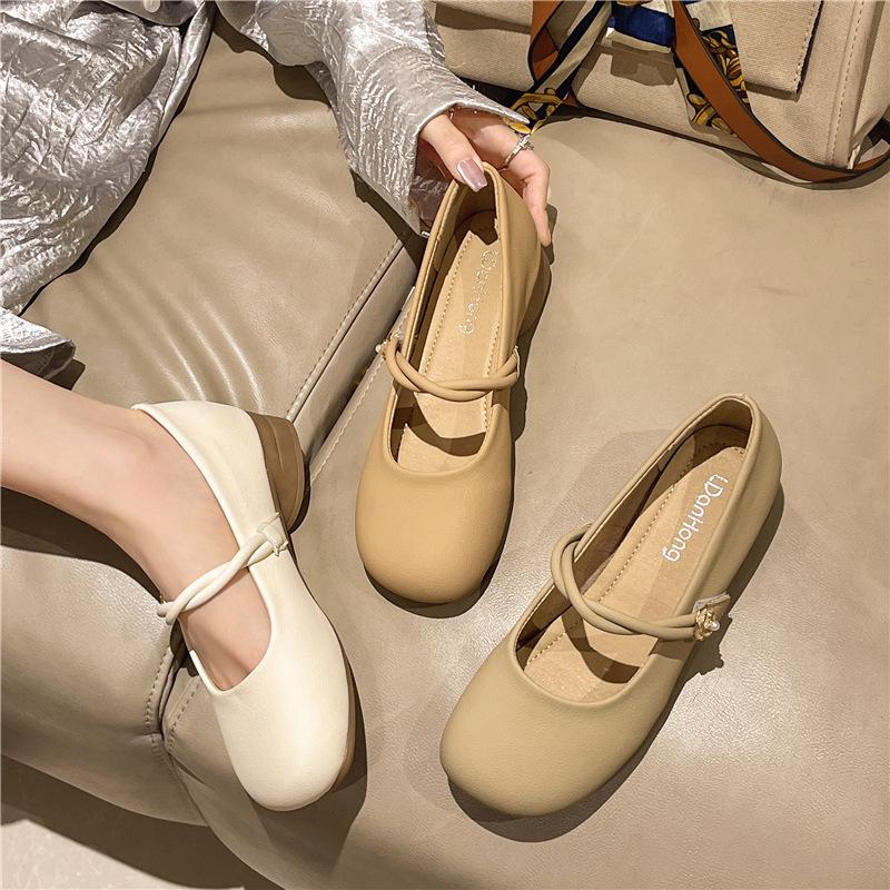 Leather Retro Thick Heel Light Mouth Single Shoes Women's Shoes 2025 Spring and Summer New Versatile Skirt French Mary Jane Shoes