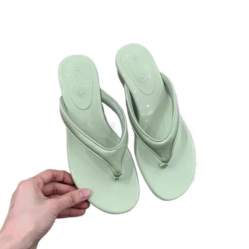 Модная женская обувь на распродаже 2025 Горячая распродажа Шлепанцы Женские тапочки Уличные повседневные тапочки Женские туфли на танкетке с круглым носком для женщин