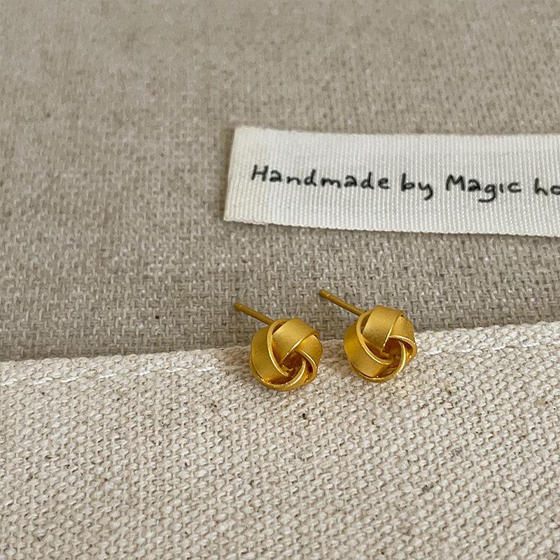 Золотые мини-серьги-концентрические узлы Kink, женские простые дизайнерские серьги с индивидуальным стилем, модные, темпераментные, универсальные
