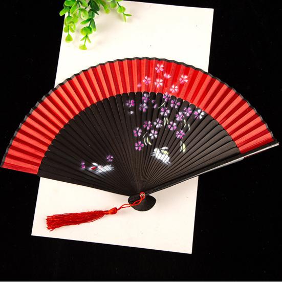 Бамбуковый складной веер с кисточками в китайском стиле, портативный летний ручной веер, украшение для танцевального выступления, реквизит, аксессуары для костюмов для вечеринок