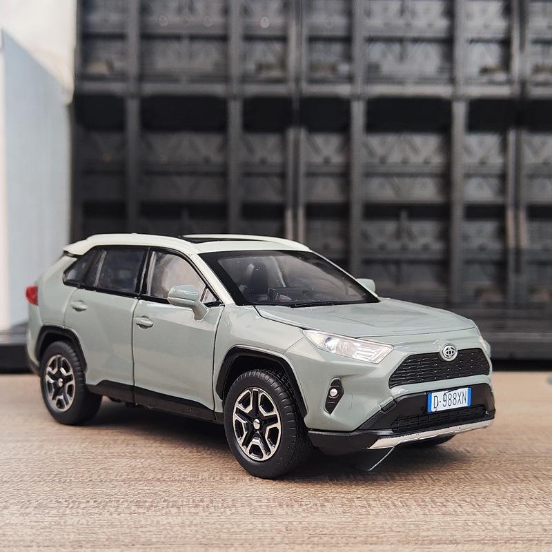 1/32 Toyota RAV4 SUV 2023 Литая металлическая модель автомобиля Звук и свет Оттяжка Детская игрушка Коллекционные предметы Подарок на день рождения