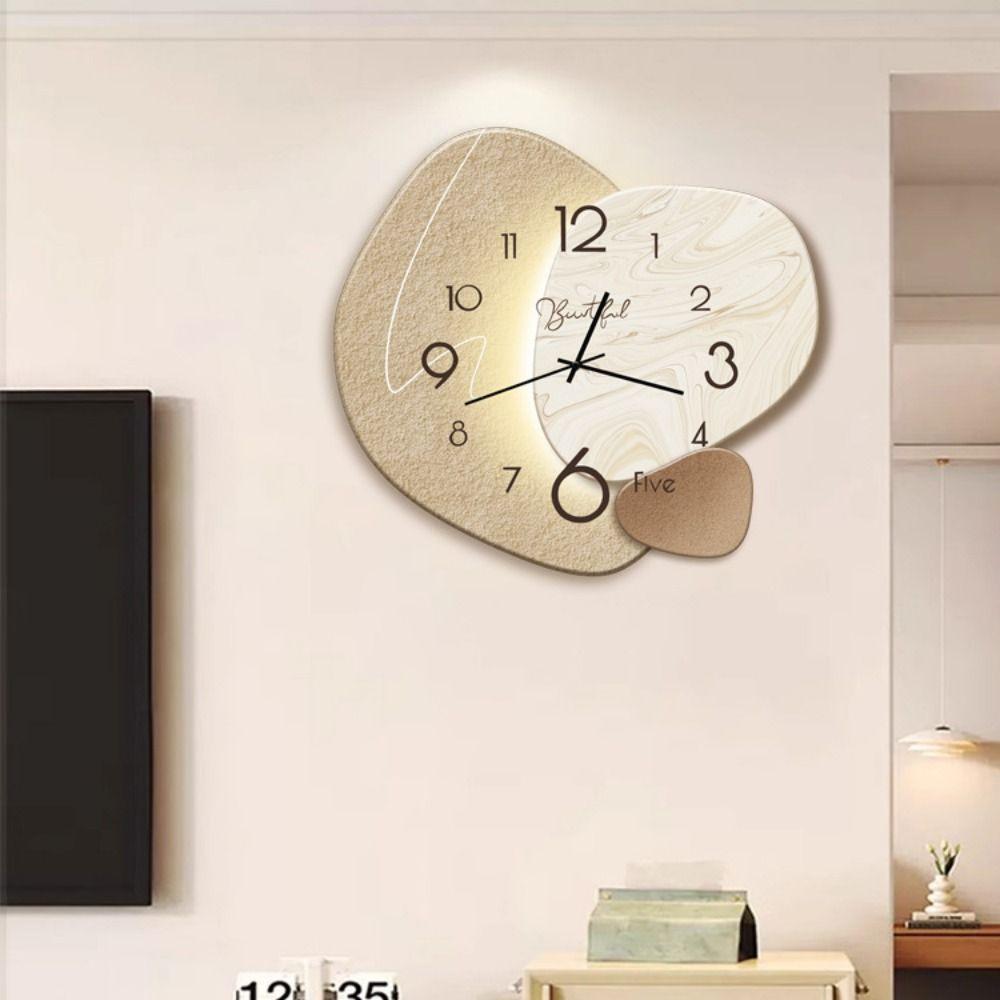 Easy To Read Wall Painting Light High-end Wall Hanging Clock Modern Digital Wall Clock  Restaurant
