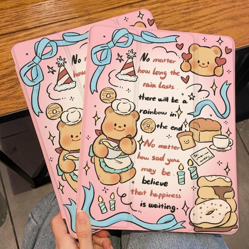 For iPad Air5 Case Cartoon Butter Bear Pattern iPad Smart Tri-Fold Case for iPad Air6 11 13 Pro2024 11 13 Pro2021 2018 12.9 with Pencil Holder
