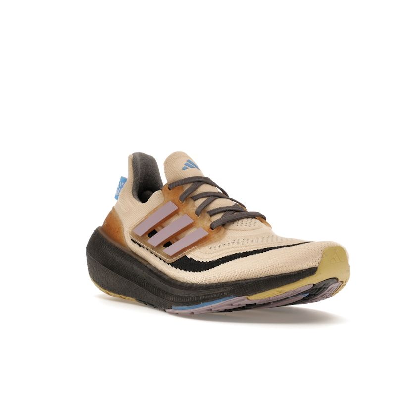 Adidas Кроссовки мужские UltraBoost Light United For Change, цвет Tan Crystal-Sand, б/у-Fig ID3288