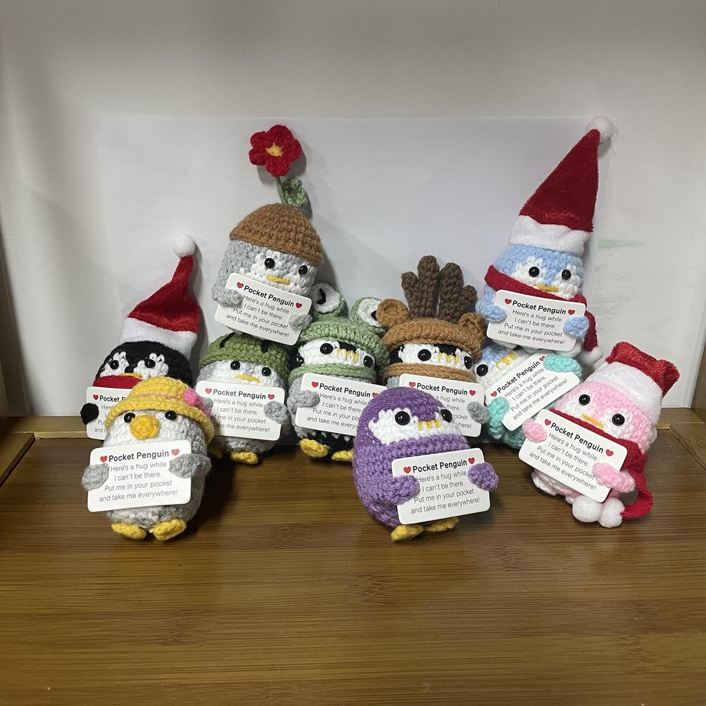 Cute Crochet Christmas Hat Penguin Doll With Card Home Room Decoration Fashion Handmade Knitted Positive Energy Penguin Dolls
