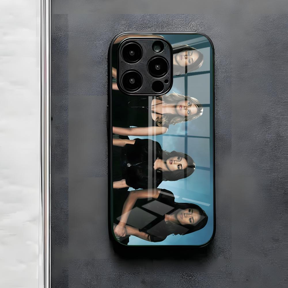 Красивый чехол для телефона «Милые обманщицы» для iPhone 17 Air 16 E Pro Max 15 14 13 Mini 12 Pro 11 Max Plus Черная стеклянная крышка