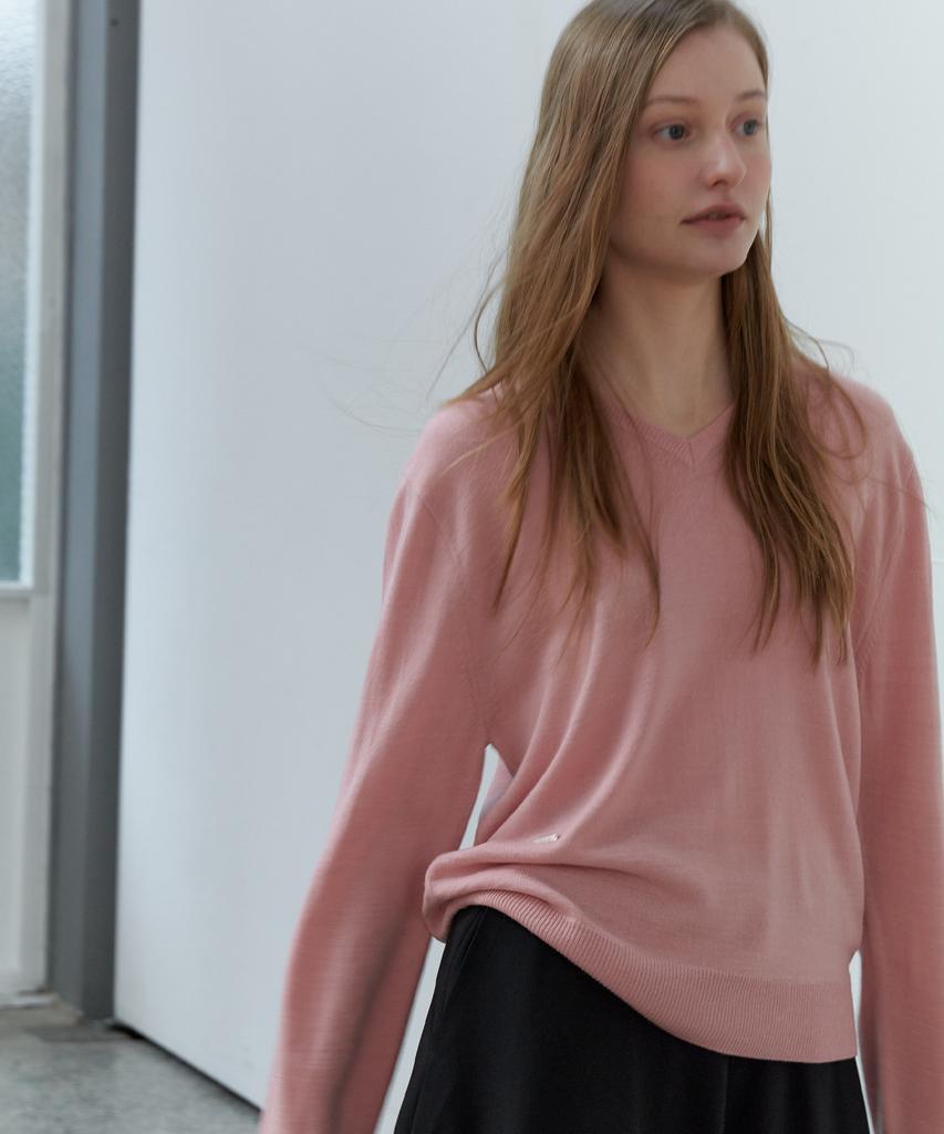 SO IR V Neck Basic Knit - Pink