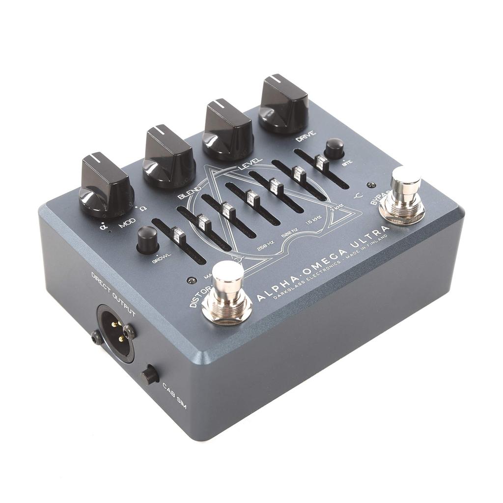 Darkglass Alpha Omega Ultra V2 with AUX input