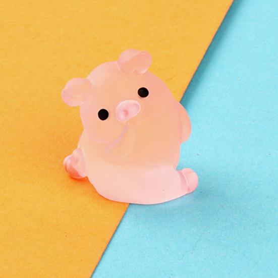 6Pcs/Set Pig Figurines Vivid Multi Shapes Handmade Realistic Pink Decorative Lightweight Mini Piggy Car Dashboard Toys Display Mold Auto Accessories