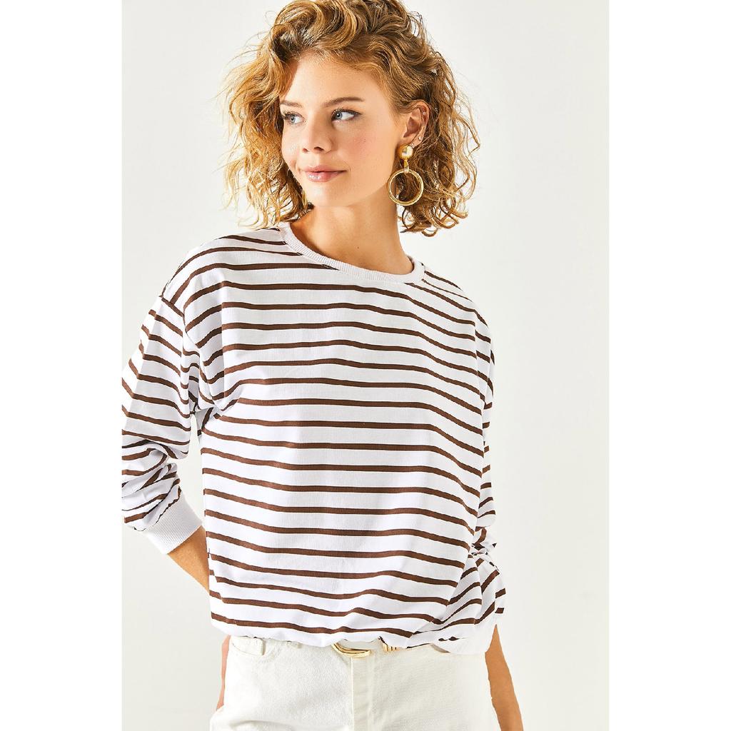Women's White Black Striped Basic Soft Textured Loose Sweatshirt Swt-19000457