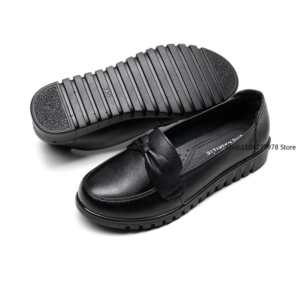 Мода 2025 Туфли для мамы из ПУ кожи на мягкой подошве, балетки на плоской подошве, обувь для пожилых женщин большого размера, обувь для работы для пожилых людей среднего возраста