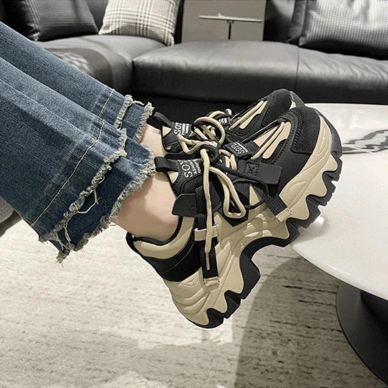 Новые женские кроссовки на платформе смешанных цветов, спортивная обувь для улицы для женщин, модная женская обувь, дизайнерские женские вулканизированные