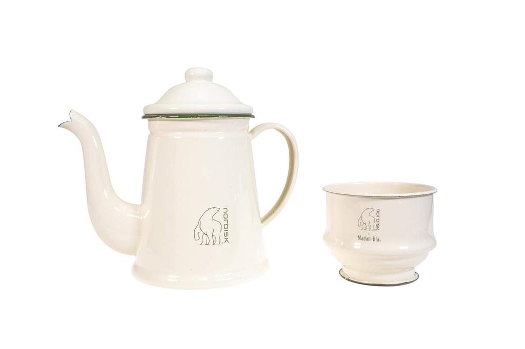NORDISK Outdoor Camping Enamel Madam Blue Coffee Pot (Madam Bla Coffee) Cream 1.5l [Genuine Japanese Product] 119093