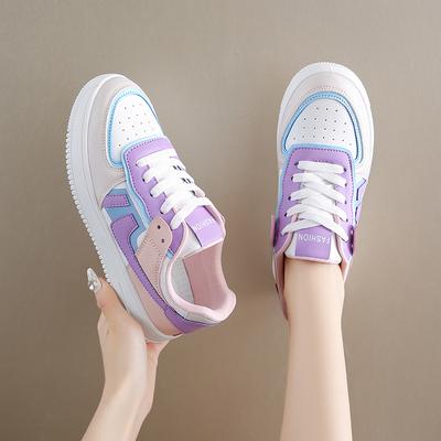 Весенне-осенняя мода, новые повседневные удобные дышащие спортивные туфли с круглым носком и толстой подошвой, со случайными буквами на верхней части