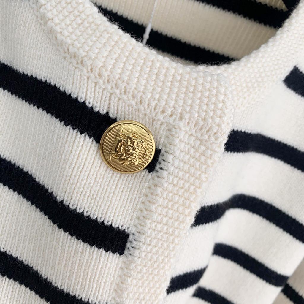 Золотая пряжка, контрастная полоска, круглый вырез, небольшой ароматный стиль, вязаный кардиган, женский весенне-осенний французский свободный короткий внешний свитер, куртка