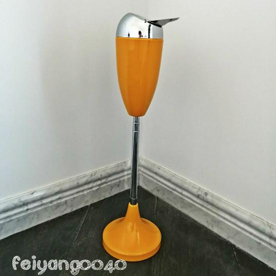 Curved Red Wine Bottle Metal Ashtray: Creative Liftable Telescopic Floor-Standing Design