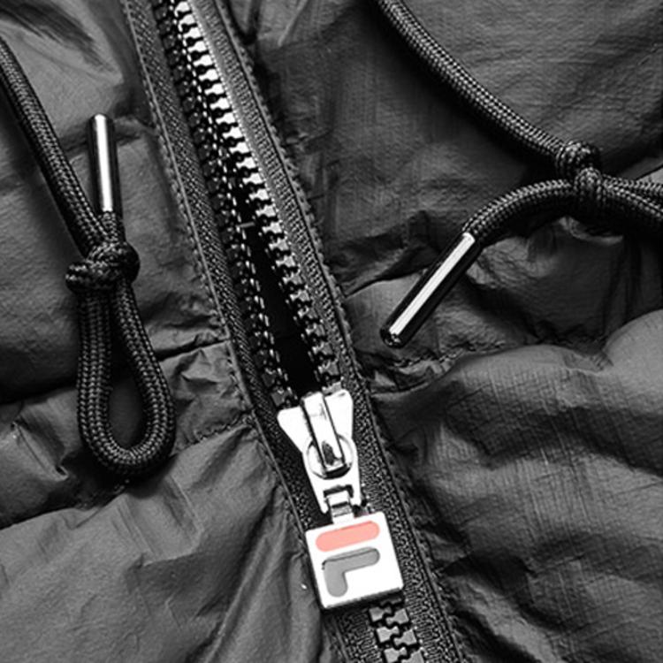 Fila Свободная повседневная теплая пуховая куртка средней длины мужская верхняя одежда глубокого черного цвета F11U048956F-BK