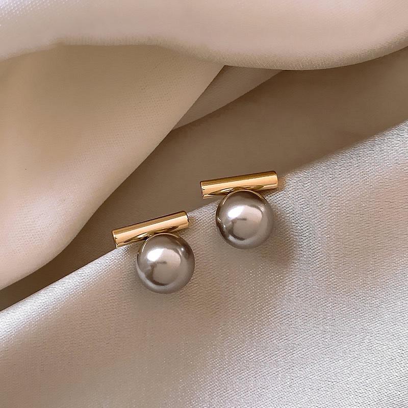 Серьги-гвоздики из металла с французским серым жемчугом из серебра 925 пробы - Ретро простой стиль