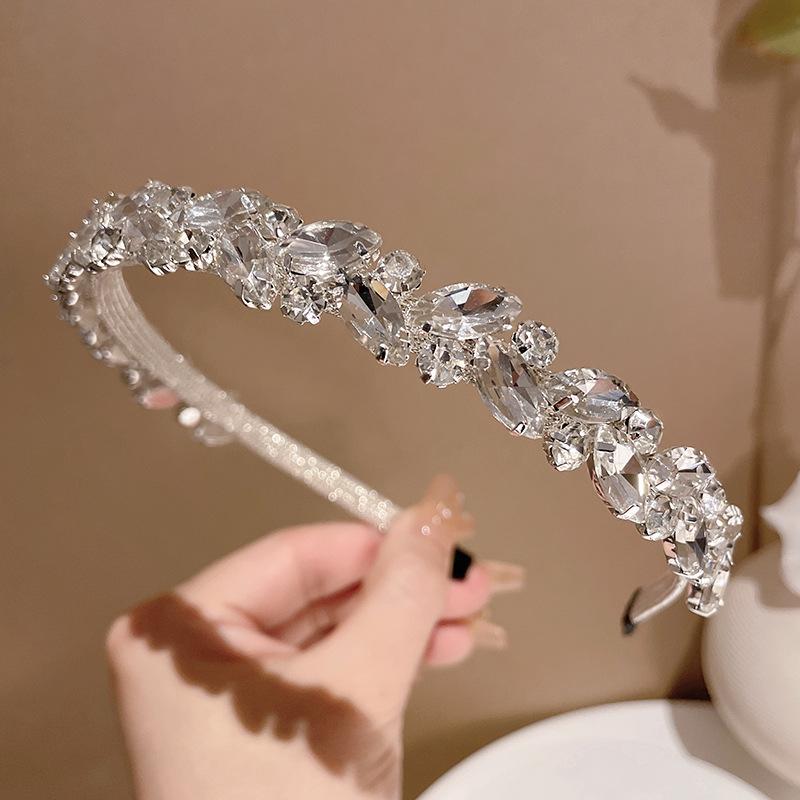 Retro French Crystal women's hair band accessories Headband for Women Korean Edition Versatile hair bands Headbands for girls