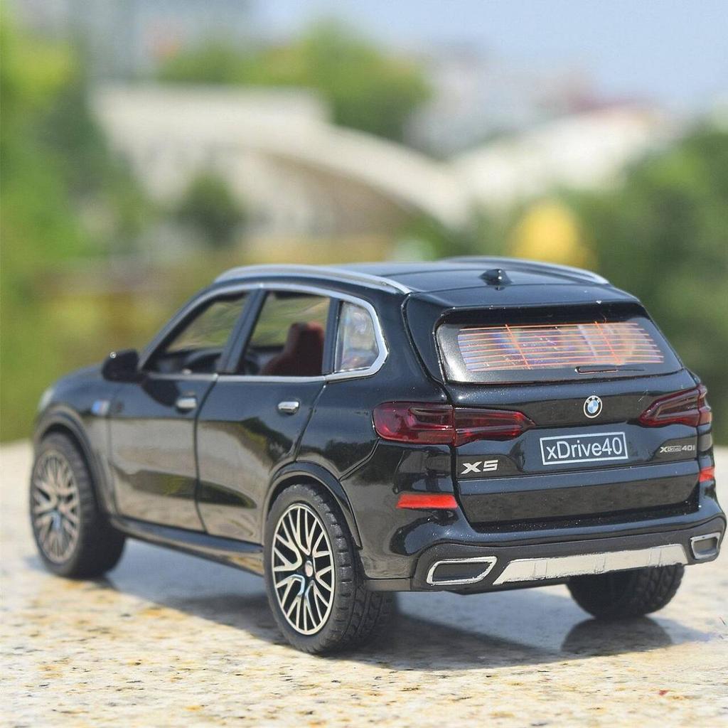 BMW X5 xDrive40 Городской внедорожник Симуляция Литые и Игрушечные транспортные средства Звуки и Свет Инерционная машина 1:Модель коллекции 32 сплава