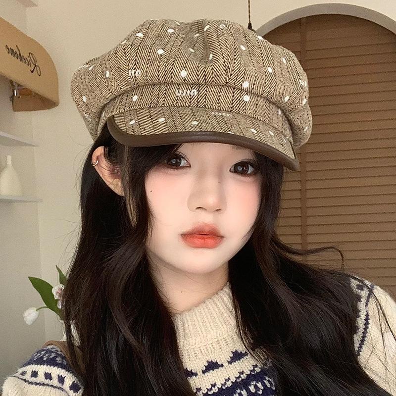 Korean Version Autumn and Winter Hat Women's Retro Striped Polka Dot Beret Fashion High End Big Head Circumference Literary Star Anise Hat
