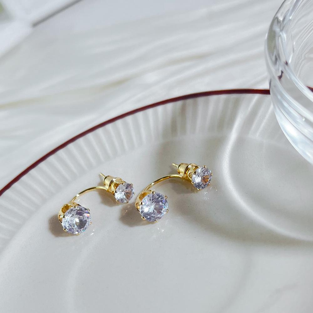 Изысканные серьги с крупным цирконием 2024 года — корейский стиль, универсальные и роскошные эффектные серьги