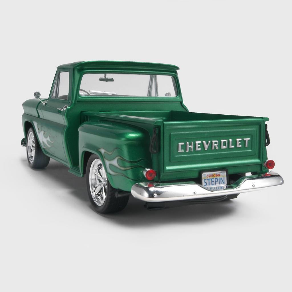 American Level 65 Chevy Stepside Pickup 2n1 07210 Plastic Model 1/25