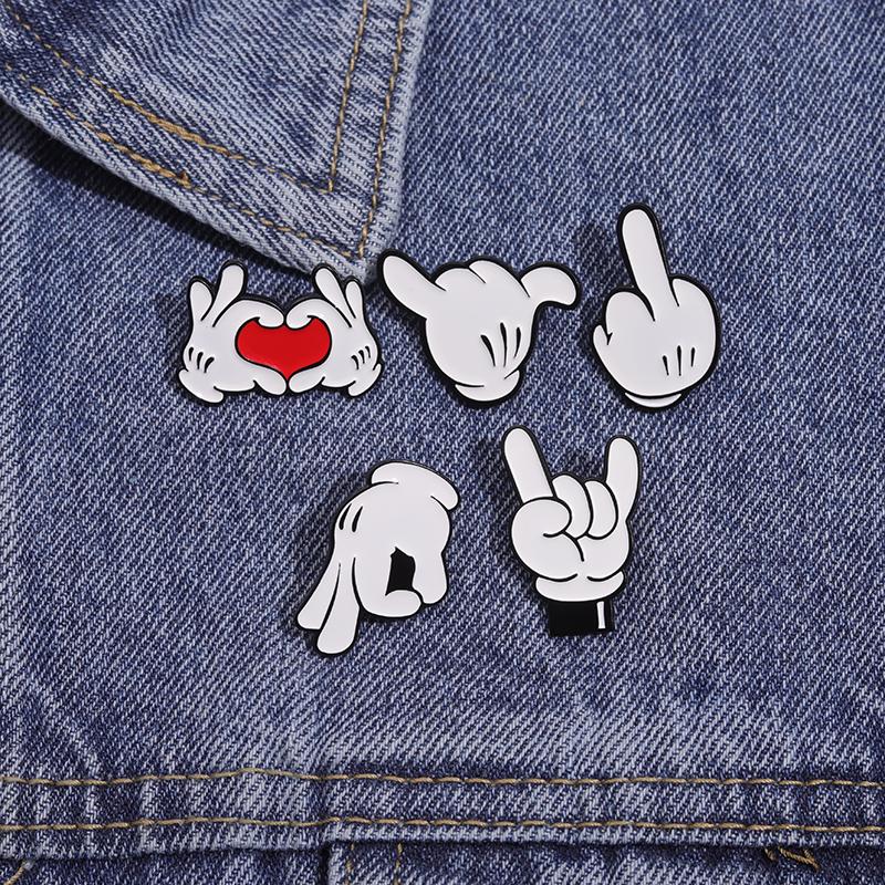 Cartoon Finger Gesture Love You Brooch Enamel Pin Creative Metal Decoration Brooch Backpack Lapel Badge Jewelry Gift for Friends