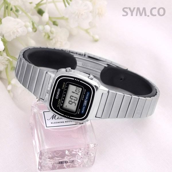 Casio Simple Metal Digital Women's Fashion Watch