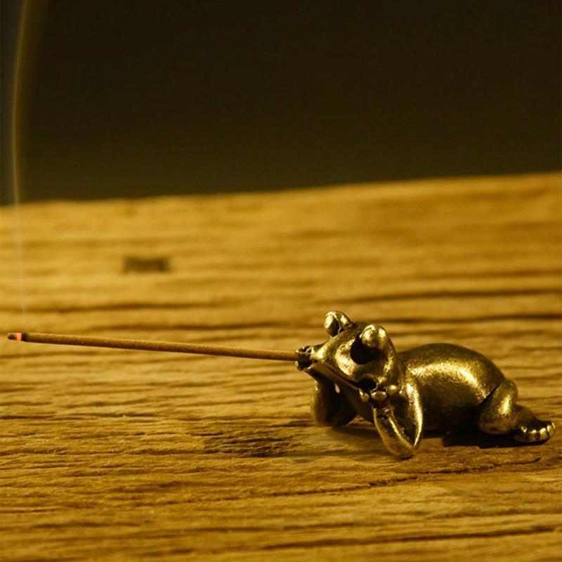 Retro Solid Brass Small Frog Figurine, Creative Car Accessories Ornament, Office Desk Decor, (Meditation Frog Can Be Used As Tea Pet, Incense Burner