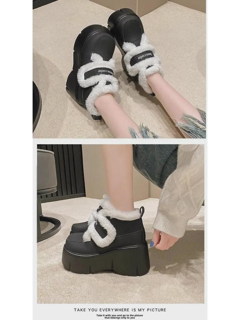 Женские универсальные туфли на платформе из бархата, увеличивающие рост, с застежкой-липучкой, для осени/зимы 2024 г.