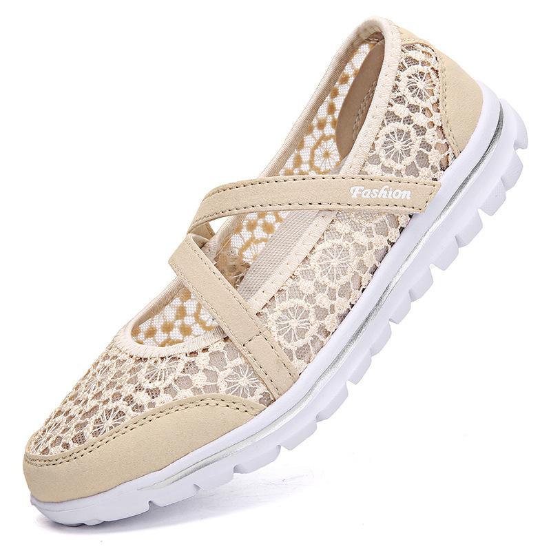 Fashion Woman Mesh Flats 2025 Women Fashion Breathable Vulcanized Women's Light Ladies Sneakers Female Walking Shoes Plus Size 42