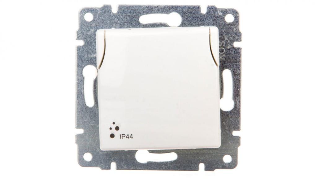 Vena Splashproof Socket Z/U Ip44 With Shutters Flap White 510439