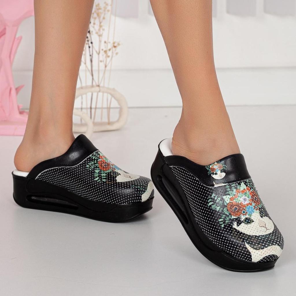 Women Medical Clogs Sabo Hospital Shoes Non-Slip Slipper Nurse Doctor Midwife Surgical Sandals