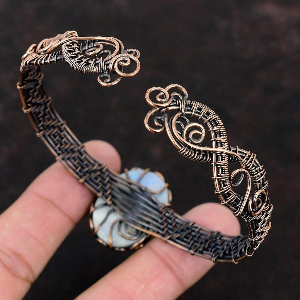 Радужный браслет-манжета из меди с лунным камнем, браслет из медной проволоки, ювелирные изделия ручной работы, регулируемый браслет с драгоценными камнями, дизайнерские ювелирные изделия