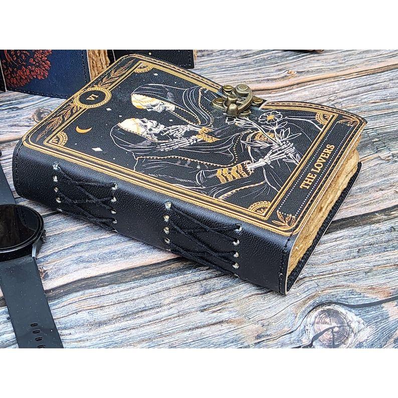 Журнал Гримуара - Журнал с кожаной печатью - Пустая книга заклинаний теней, виккан, книга подарков влюбленных, подарок для него и для нее