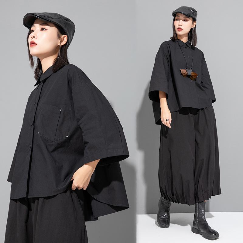 Женский темный топ в китайском стиле с нерегулярными рукавами средней длины и свободного кроя