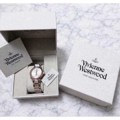 Б/у женские часы Vivienne Westwood Time Machine