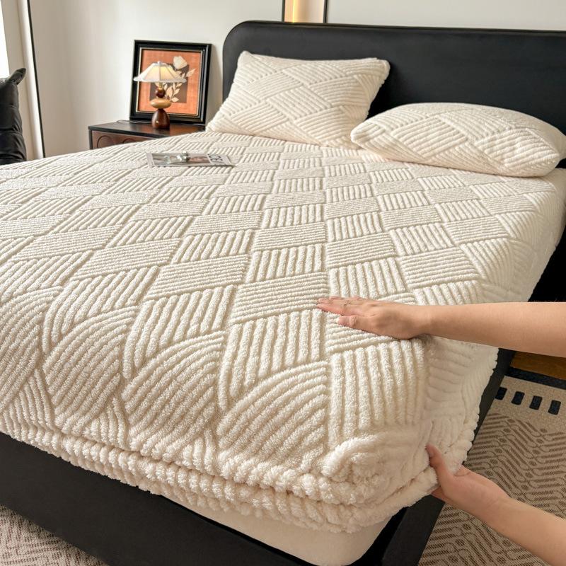 New Jacquard Comfortable Cotton Velvet Bed Sheet Single piece Thickened in Winter