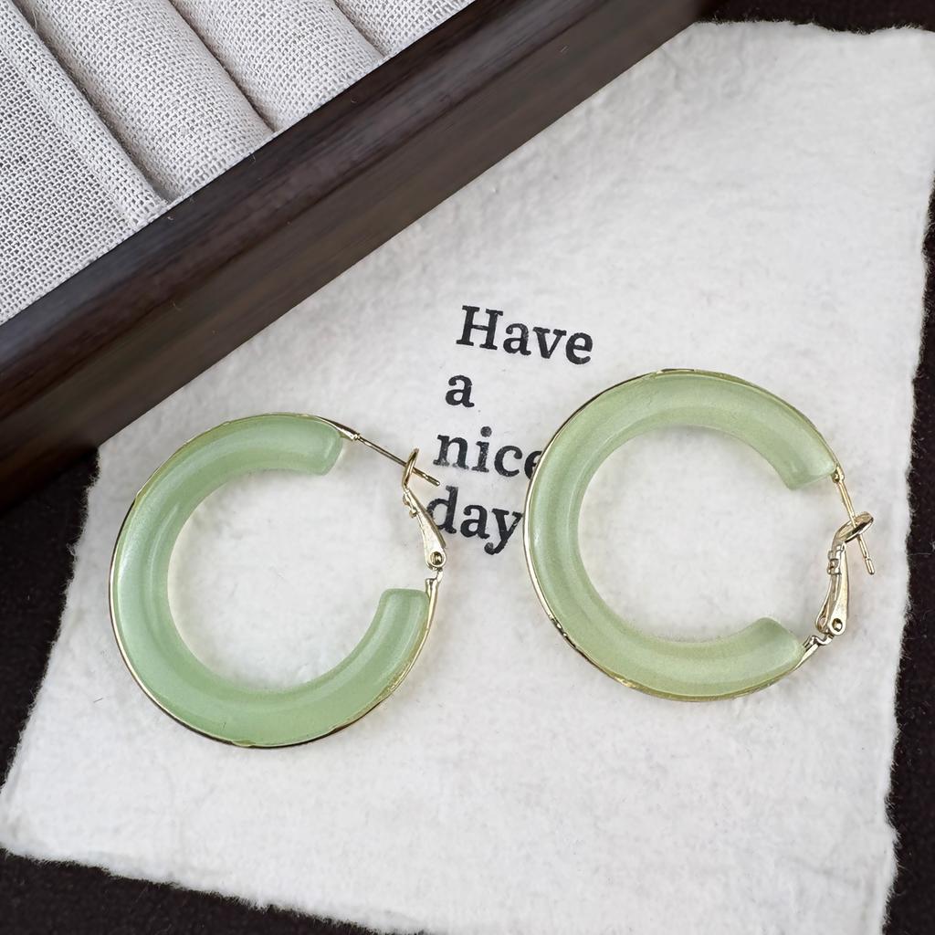 Silver needle Maillard smudged resin earrings women's autumn and winter fashion round face earrings niche exaggerated unique retro earrings